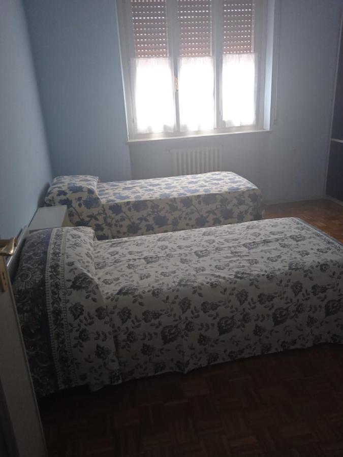Apartamento La Casa Di Marta Valeggio sul Mincio Exterior foto